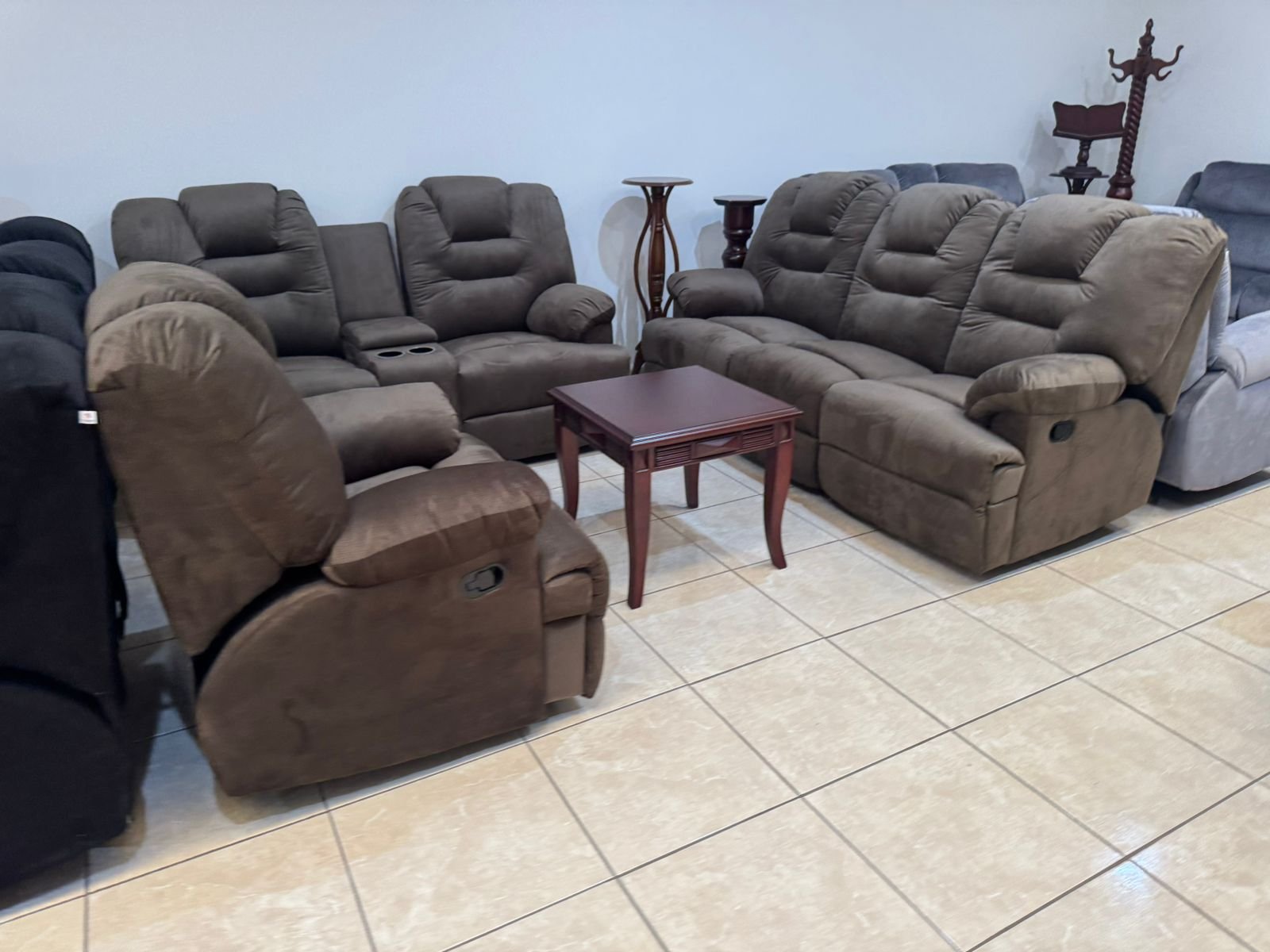 Sala 3,2,1 con 5 asientos reclinables imagen 11