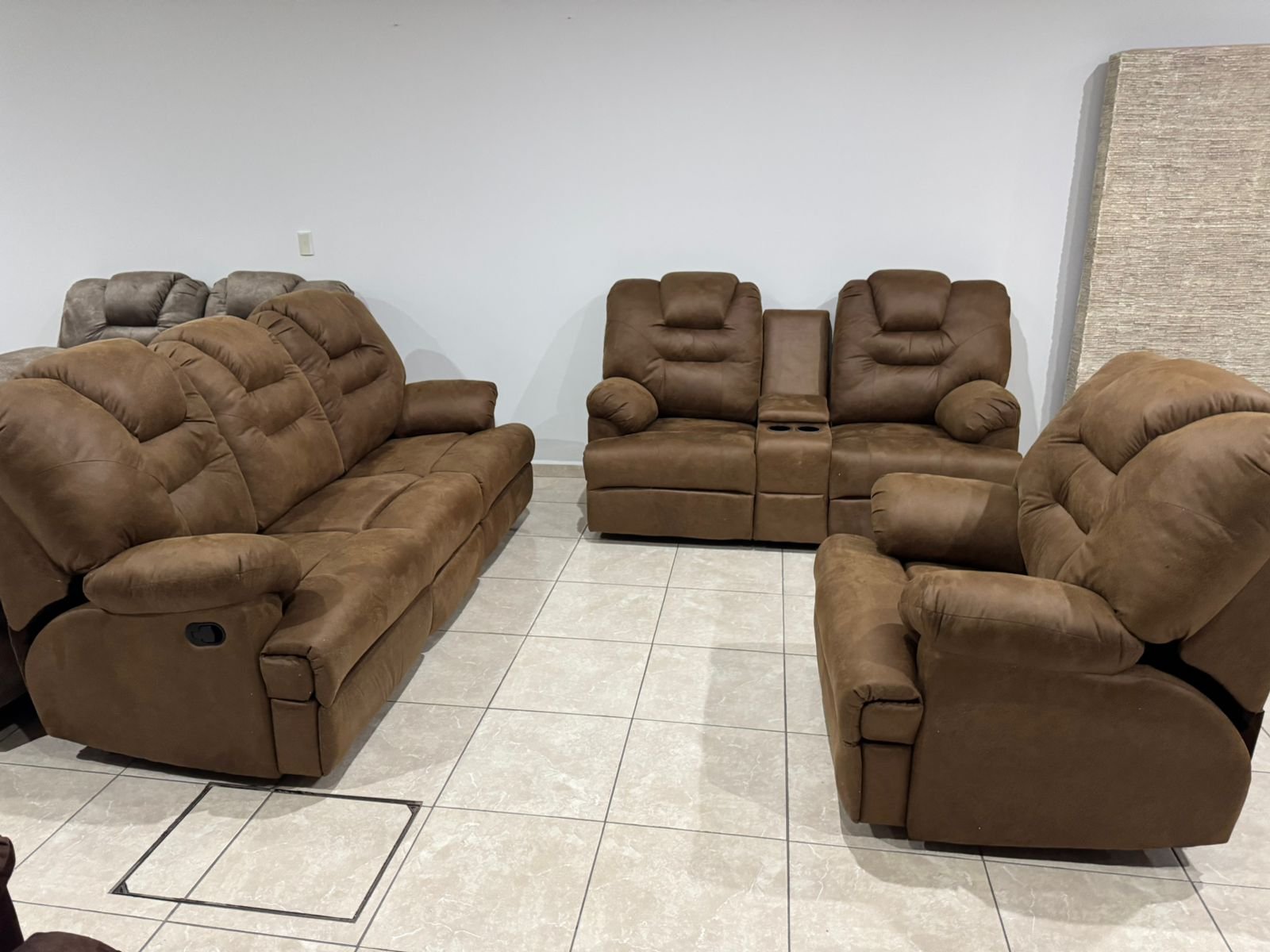 Sala 3,2,1 con 5 asientos reclinables imagen 9